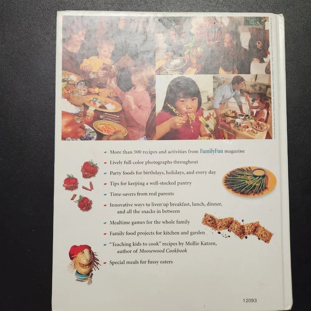 Disney's Family Cookbook by Deanna F. Cook 1996 First Edition Hardback